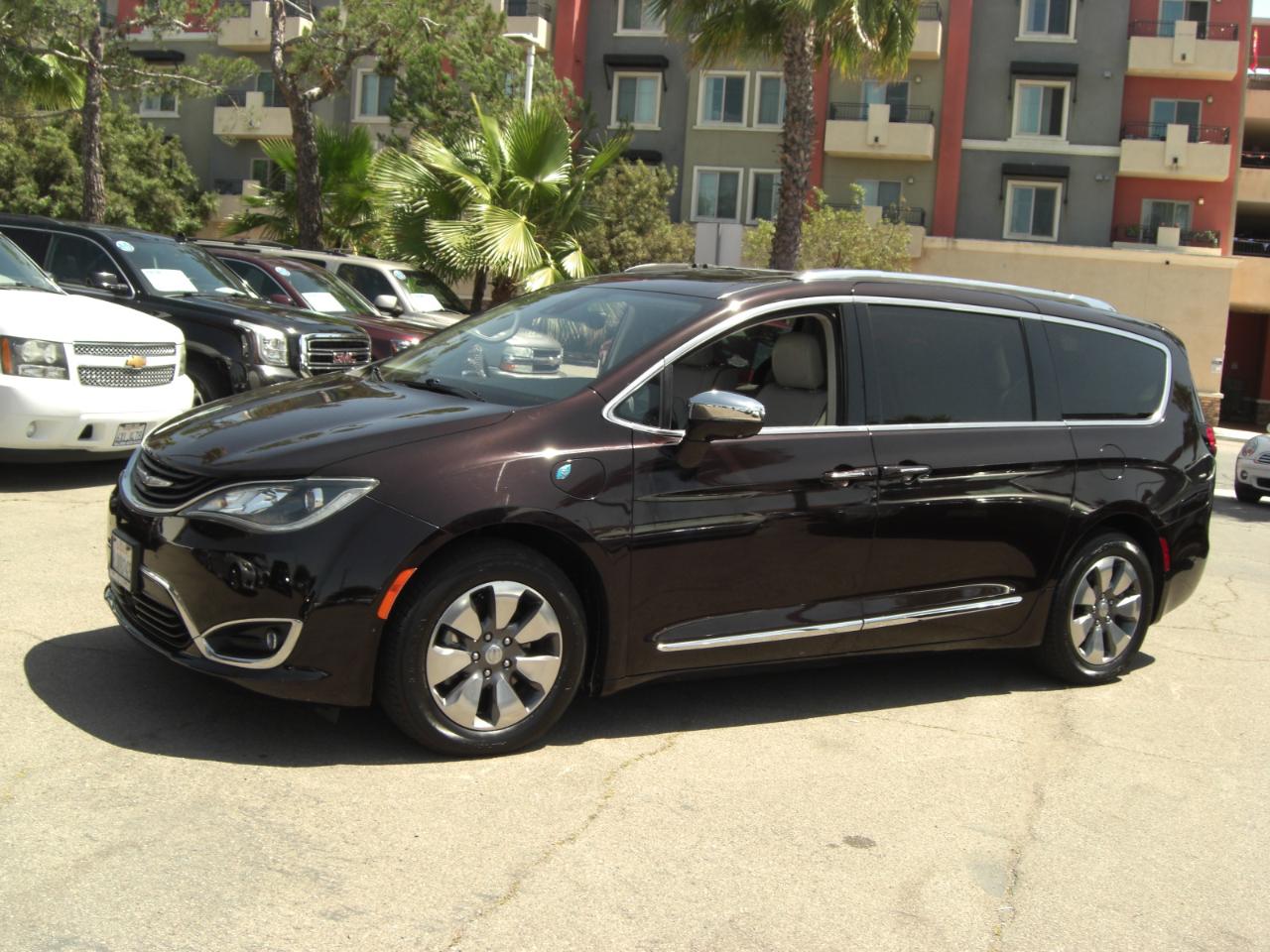 Chrysler Pacifica Hybrid Limited FWD 2018
