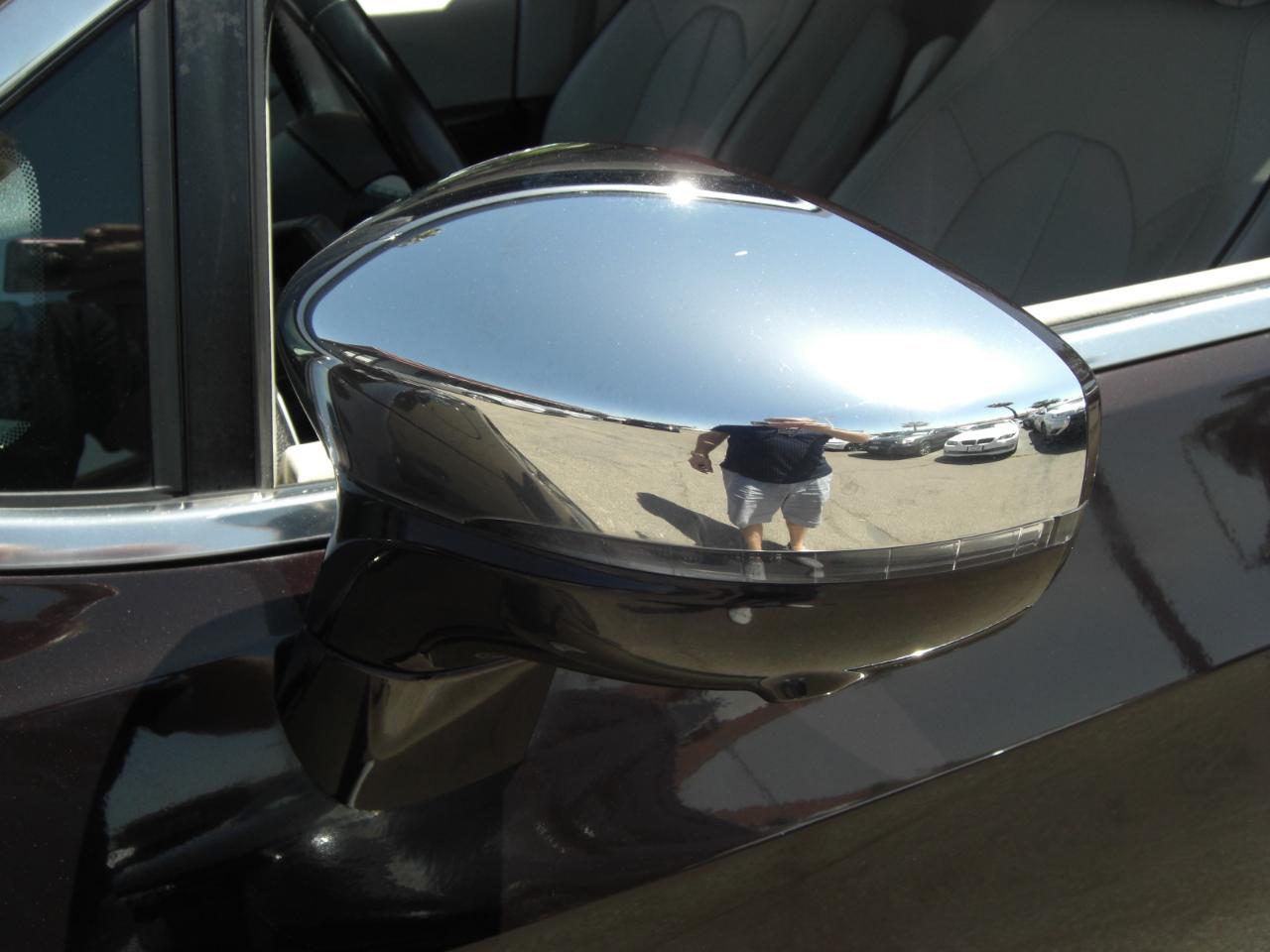 Chrysler Pacifica Hybrid Limited FWD 2018