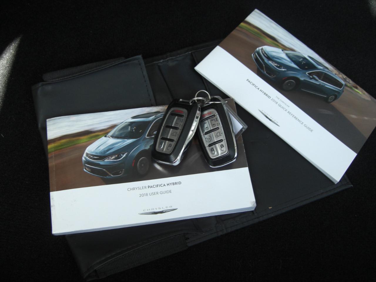 Chrysler Pacifica Hybrid Limited FWD 2018