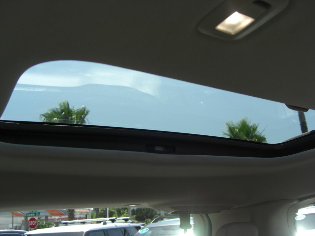 Chrysler Pacifica Hybrid Limited FWD 2018