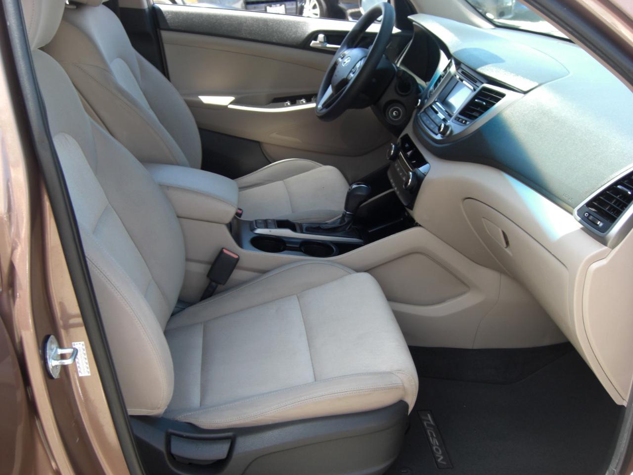 Hyundai Tucson FWD 4dr Eco w/Beige Int 2016