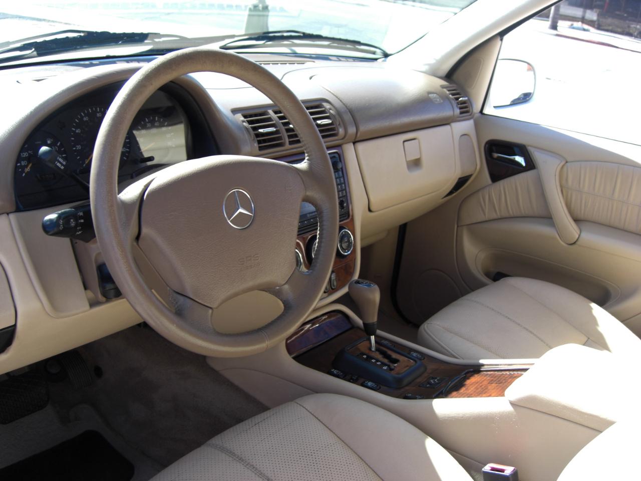 Mercedes-Benz M-Class 4MATIC 4dr 3.5L 2004