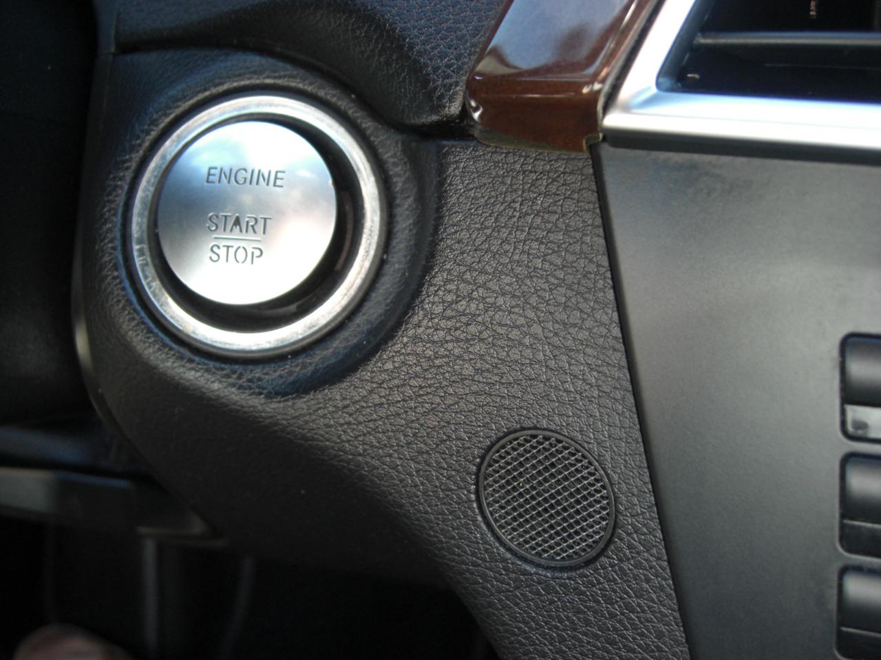 Mercedes-Benz C-Class 4dr Sdn C 250 Sport RWD 2014