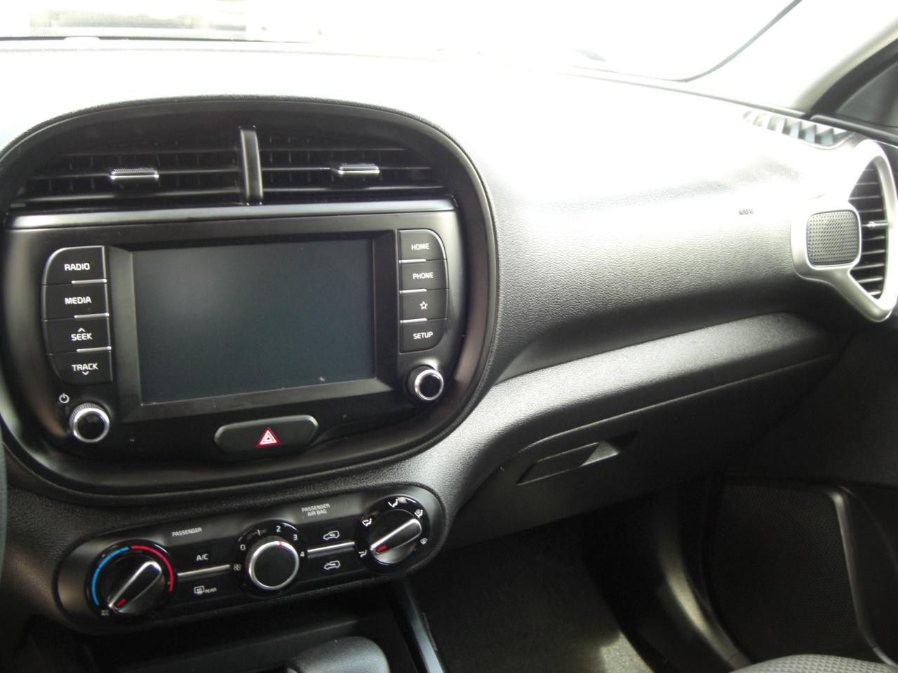 Kia Soul LX IVT 2020