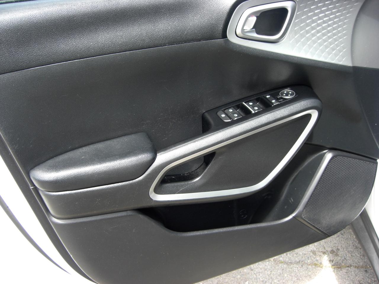 Kia Soul LX IVT 2020