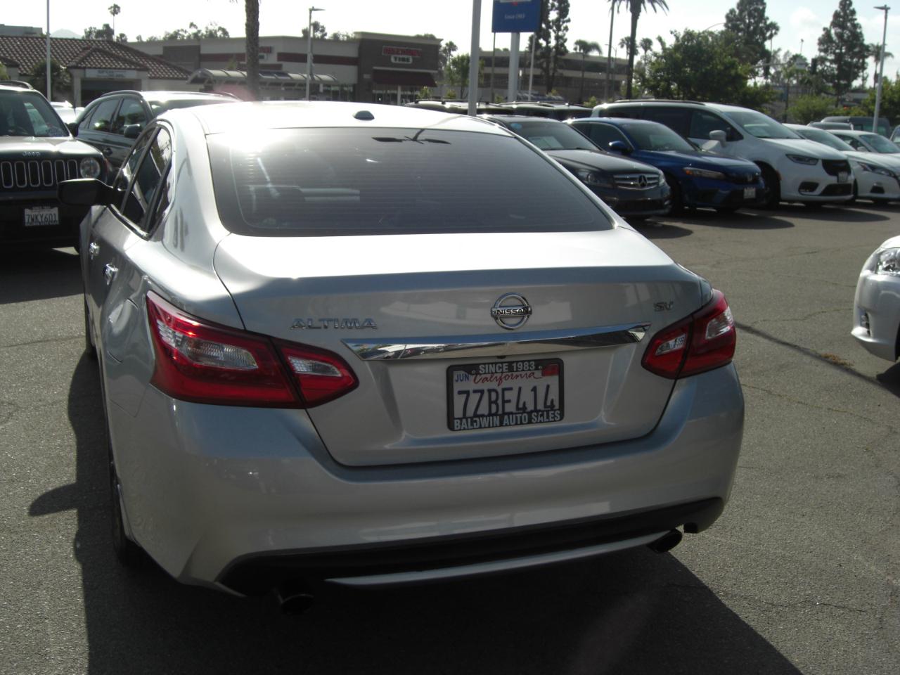 Nissan Altima 2.5 SV Sedan 2017
