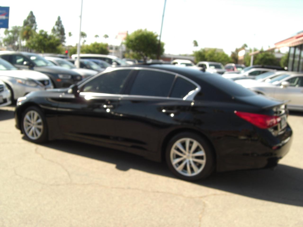Infiniti Q50 4dr Sdn Premium AWD 2015
