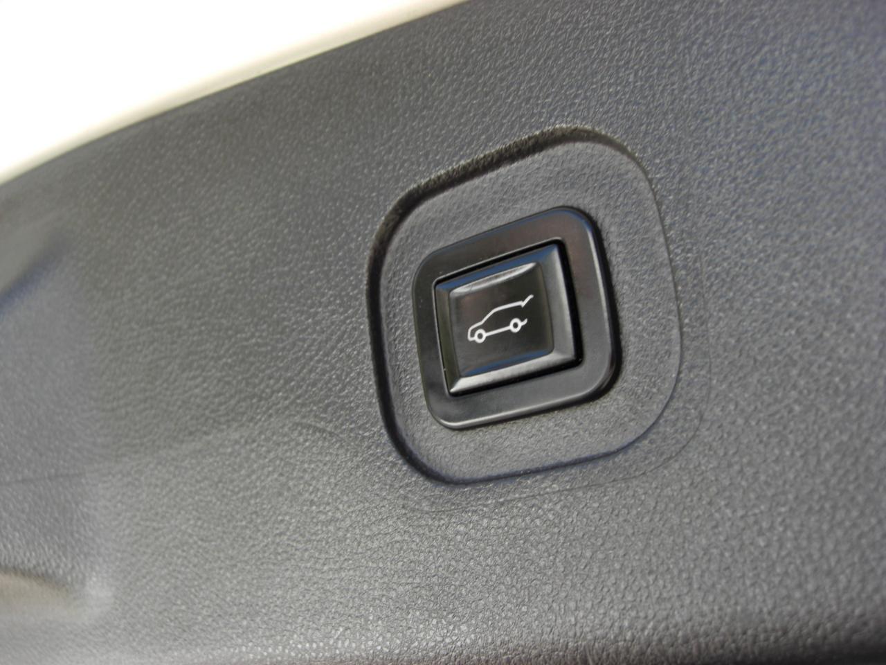 Chevrolet Equinox FWD 4dr LTZ 2012