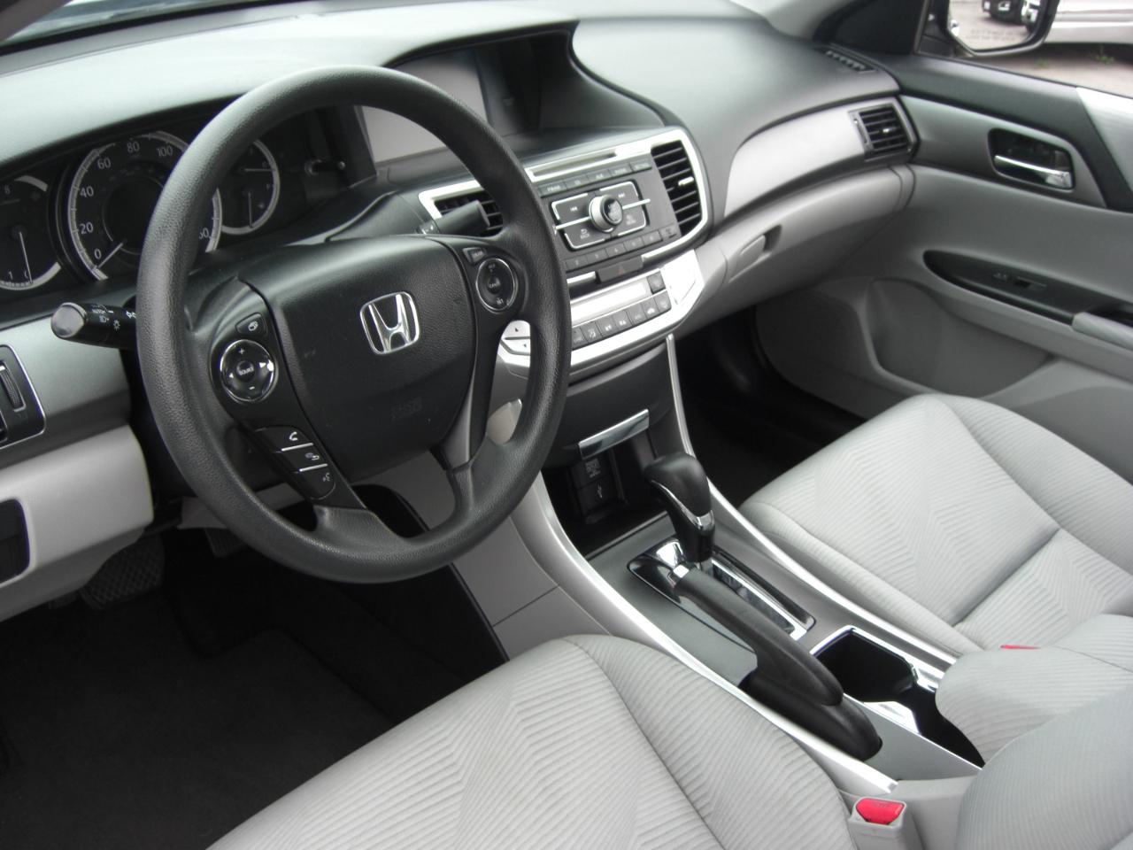 Honda Accord Sedan 4dr I4 CVT LX 2014