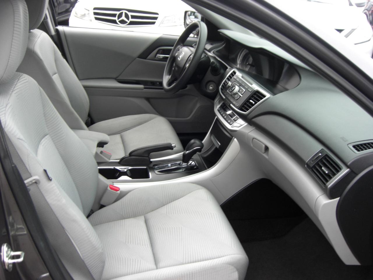 Honda Accord Sedan 4dr I4 CVT LX 2014