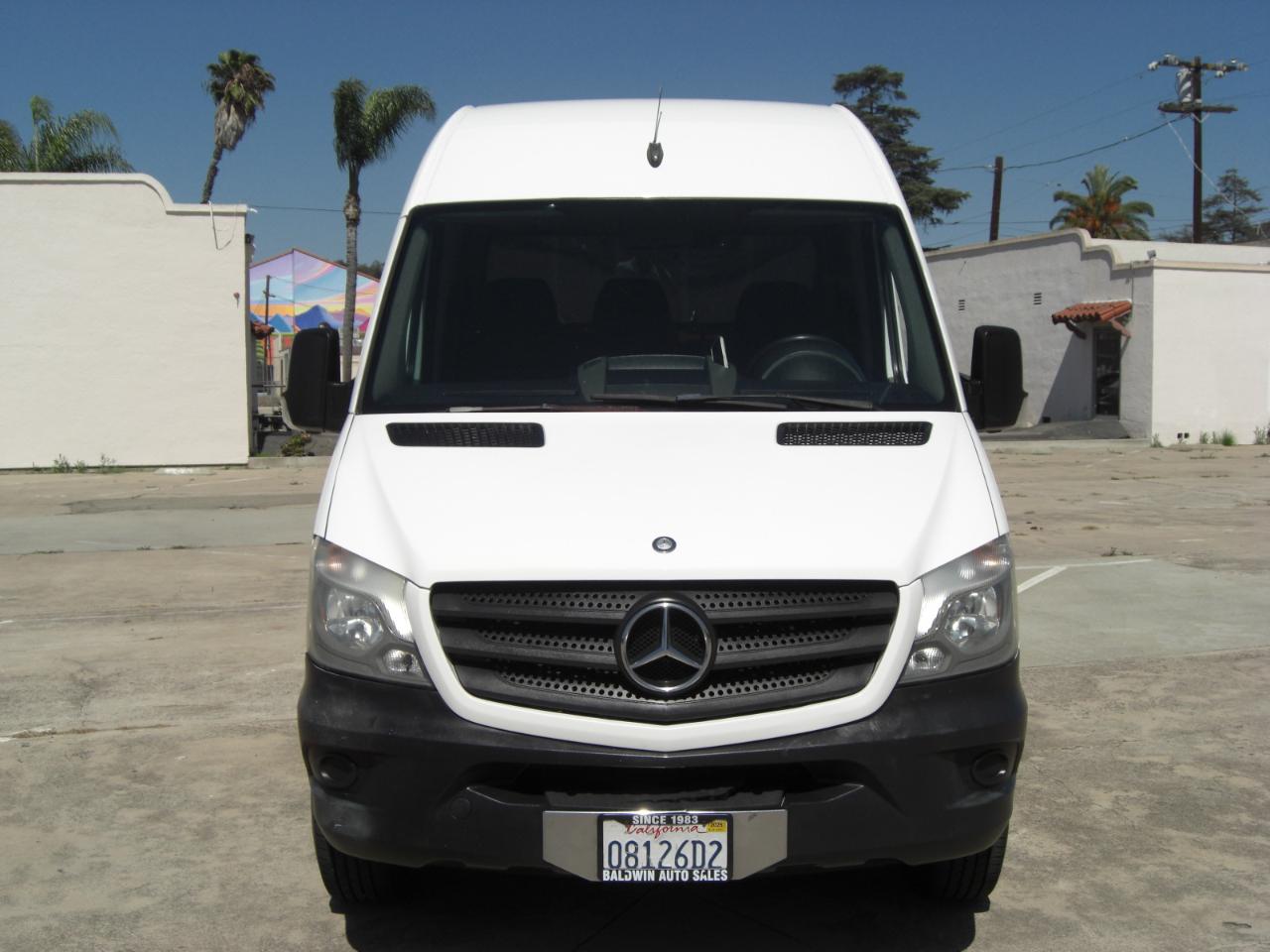 Mercedes-Benz Sprinter Cargo Vans RWD 2500 170" EXT 2015