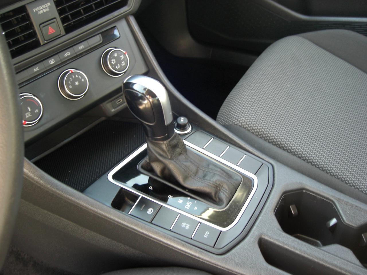 Volkswagen Jetta S Auto w/ULEV 2020