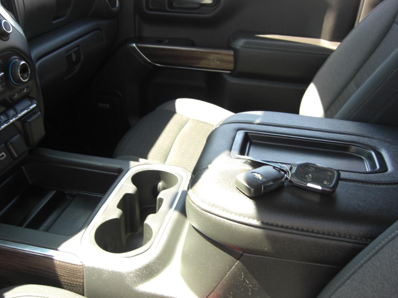 Chevrolet Silverado 1500 4WD Crew Cab 147" RST 2021