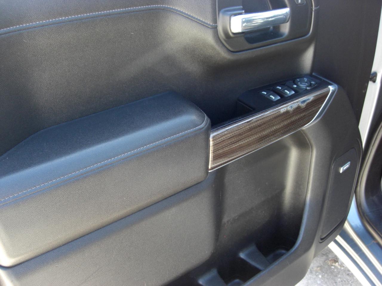 Chevrolet Silverado 1500 4WD Crew Cab 147" RST 2021