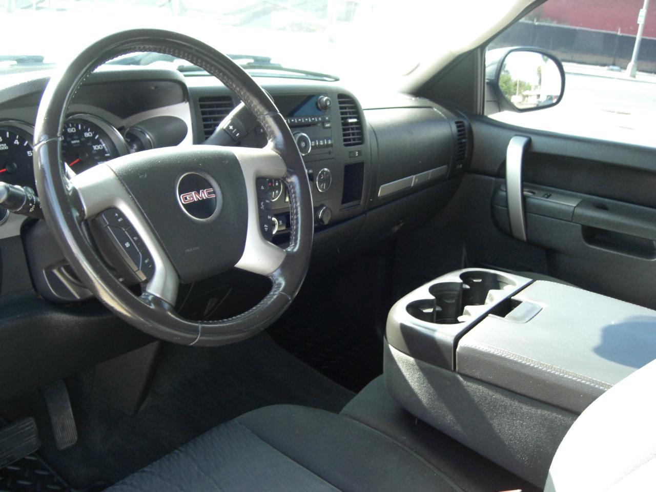 GMC Sierra 1500 2WD Crew Cab 143.5" SLE 2011