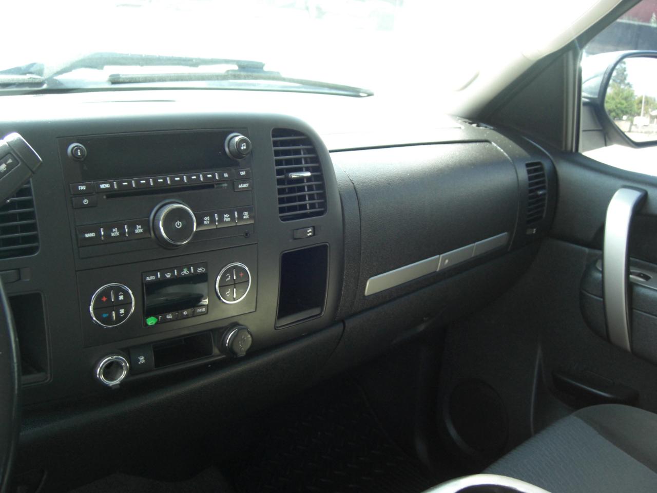 GMC Sierra 1500 2WD Crew Cab 143.5" SLE 2011
