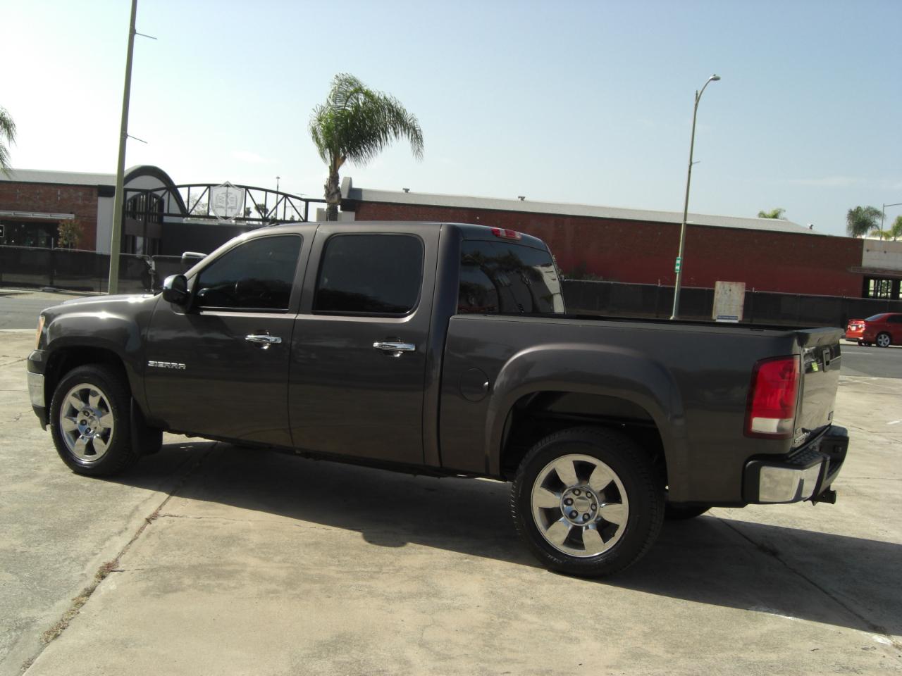 GMC Sierra 1500 2WD Crew Cab 143.5" SLE 2011