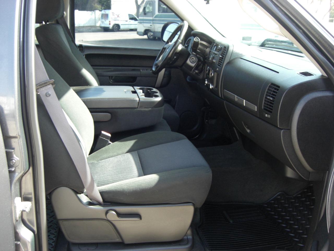 GMC Sierra 1500 2WD Crew Cab 143.5" SLE 2011