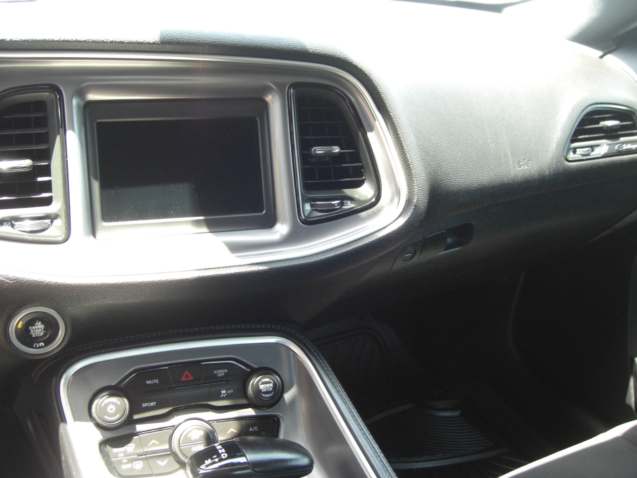 Dodge Challenger SXT RWD 2020