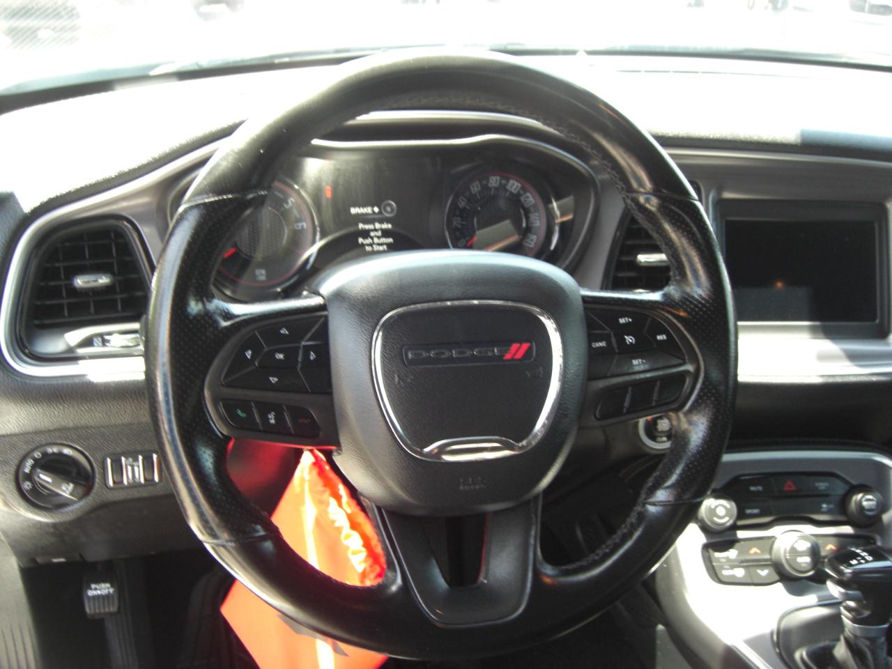 Dodge Challenger SXT RWD 2020