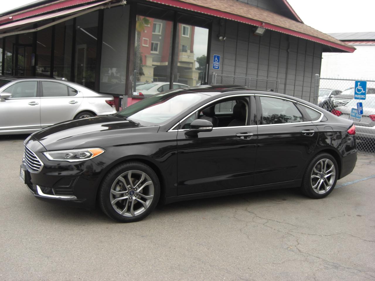 Ford Fusion SEL FWD 2019