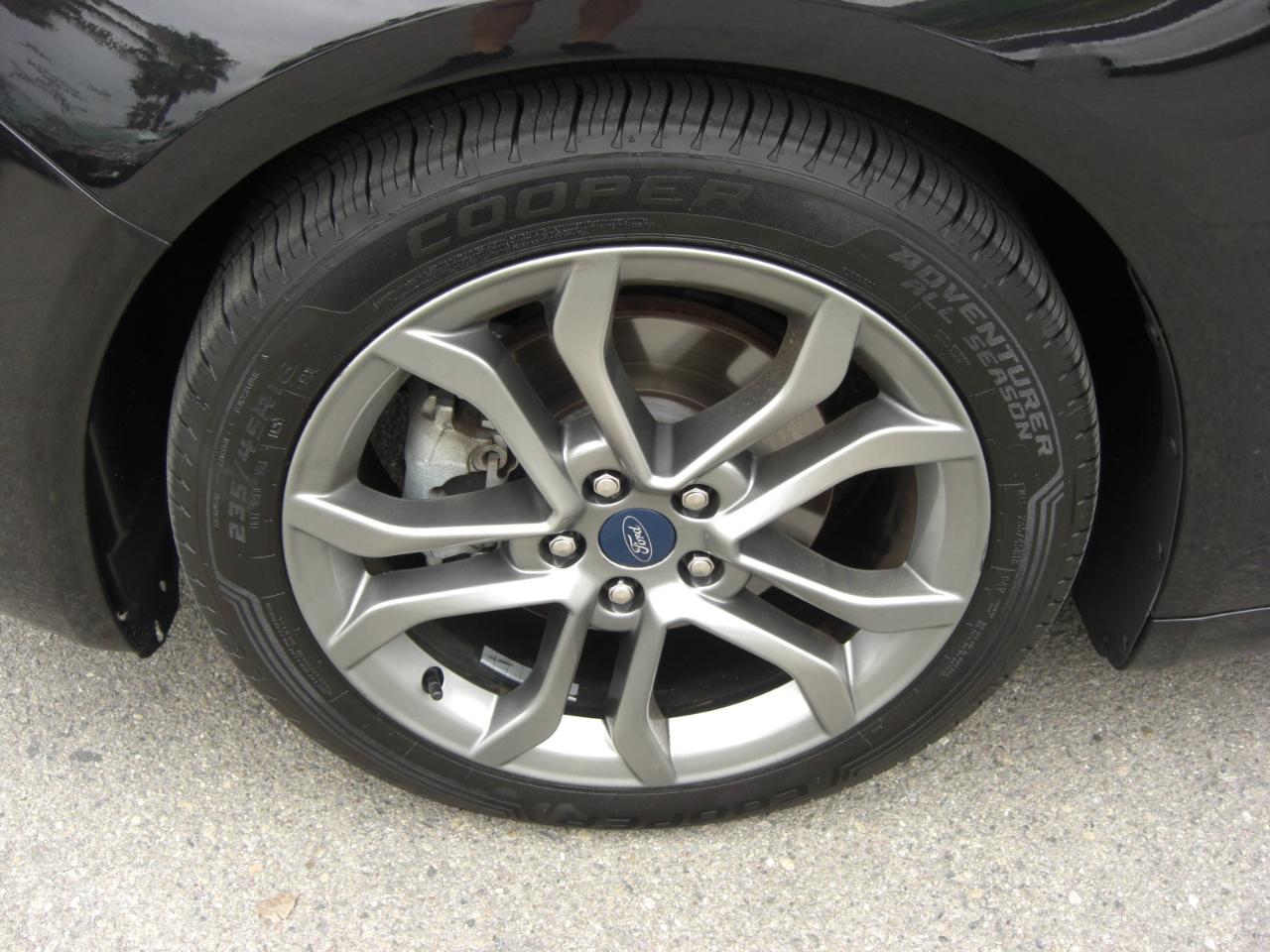 Ford Fusion SEL FWD 2019