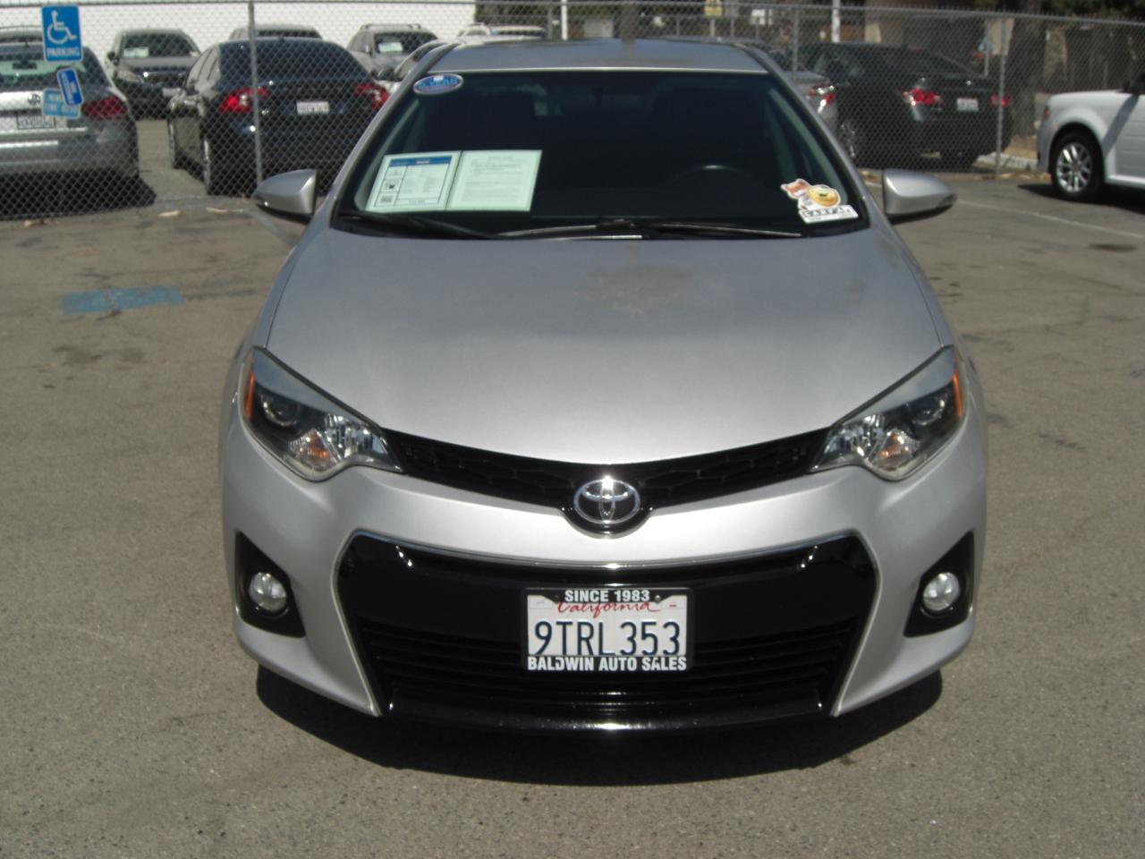 Toyota Corolla 4dr Sdn CVT S Plus (Natl) 2015