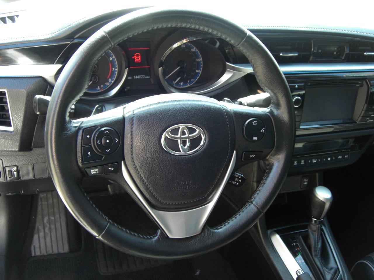 Toyota Corolla 4dr Sdn CVT S Plus (Natl) 2015