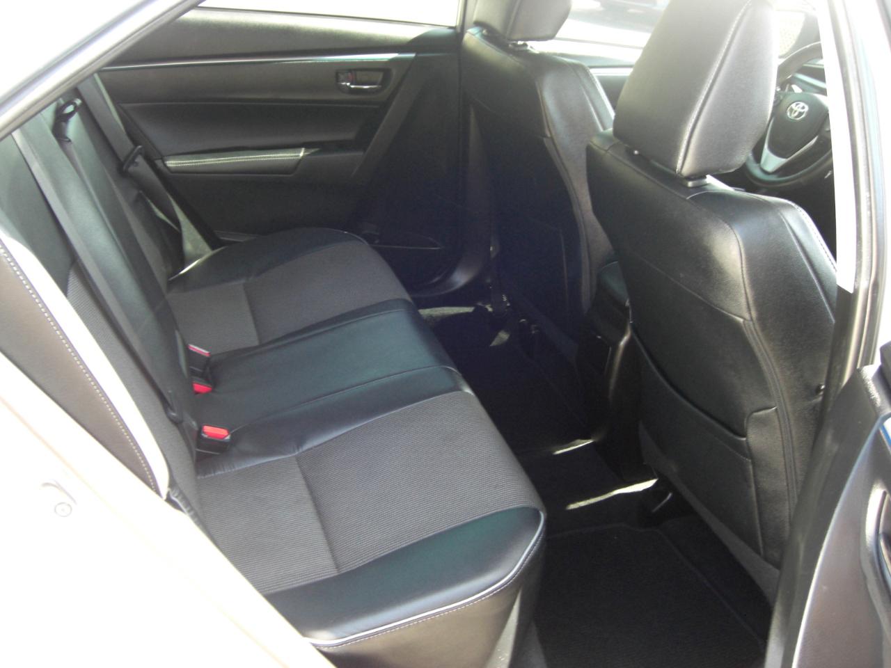 Toyota Corolla 4dr Sdn CVT S Plus (Natl) 2015