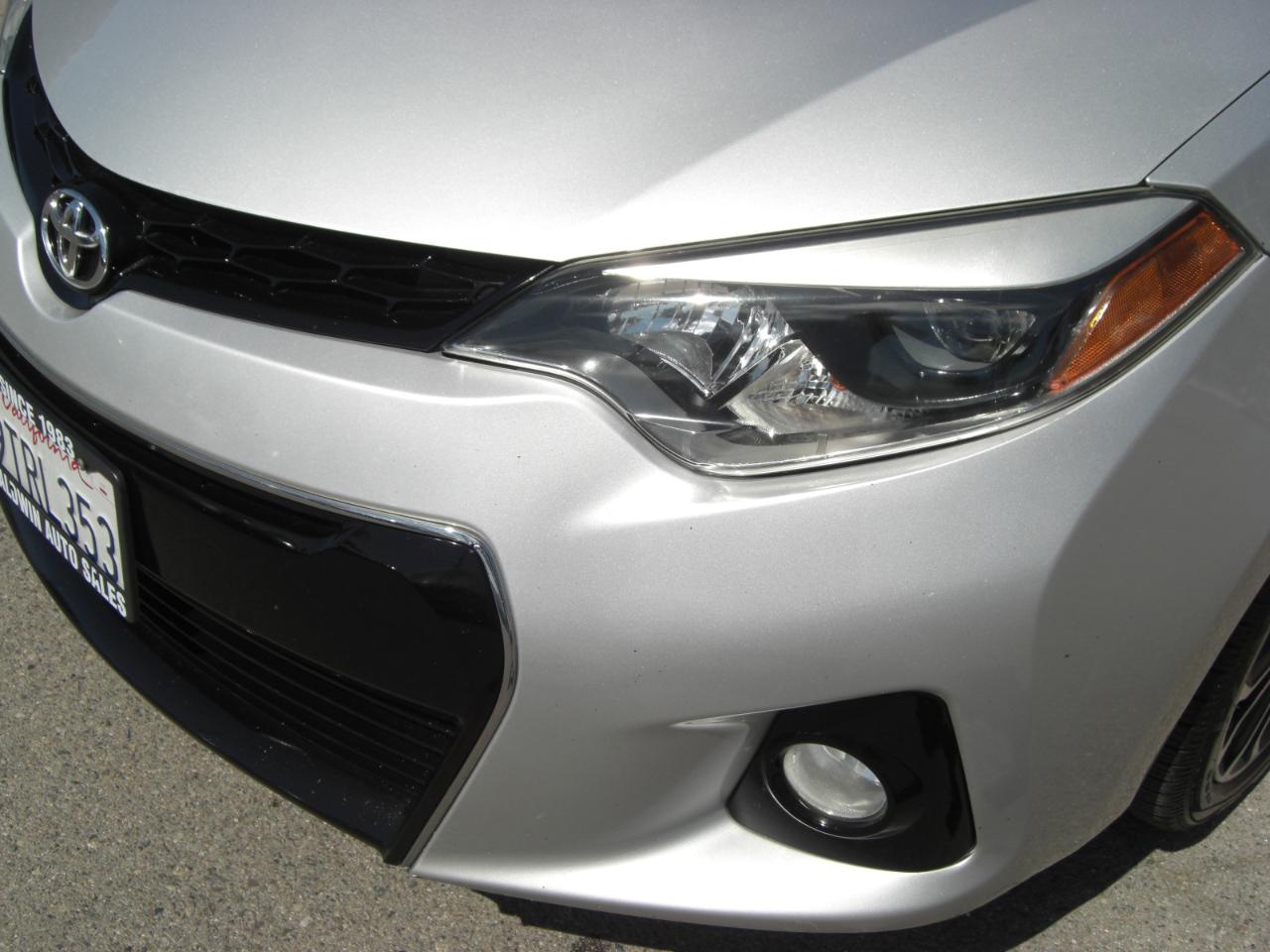 Toyota Corolla 4dr Sdn CVT S Plus (Natl) 2015