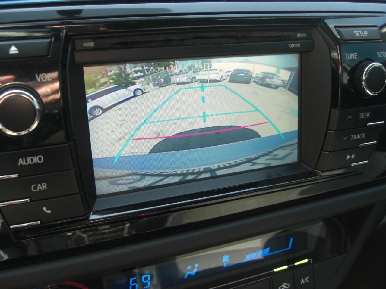 Toyota Corolla 4dr Sdn CVT S Plus (Natl) 2015