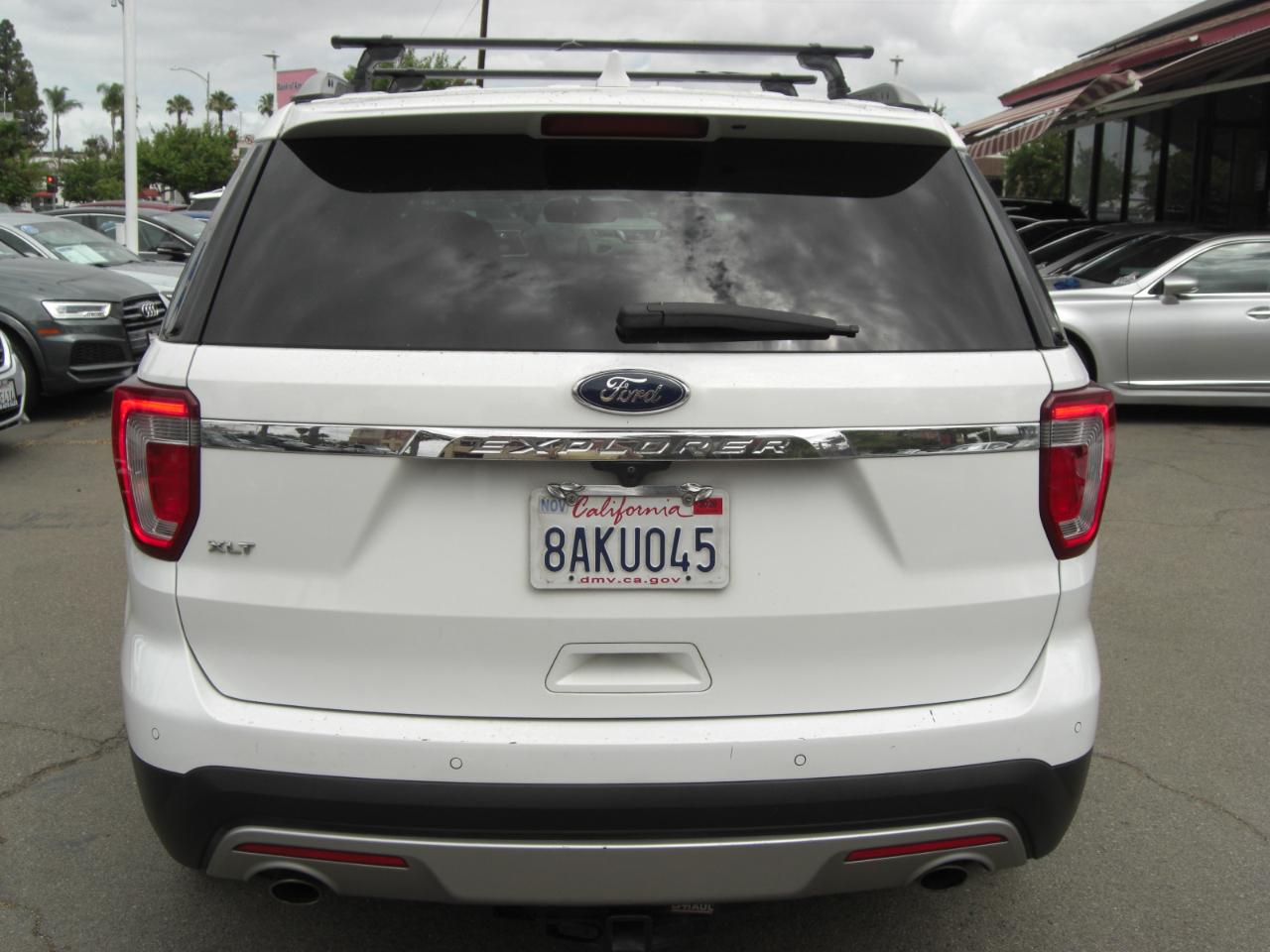Ford Explorer XLT FWD 2017