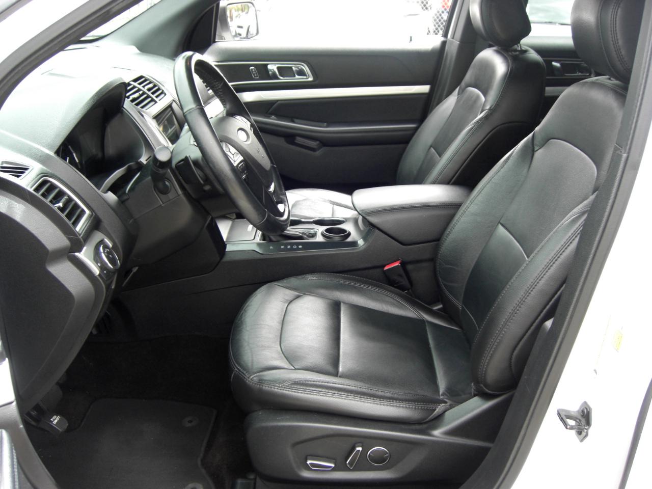 Ford Explorer XLT FWD 2017
