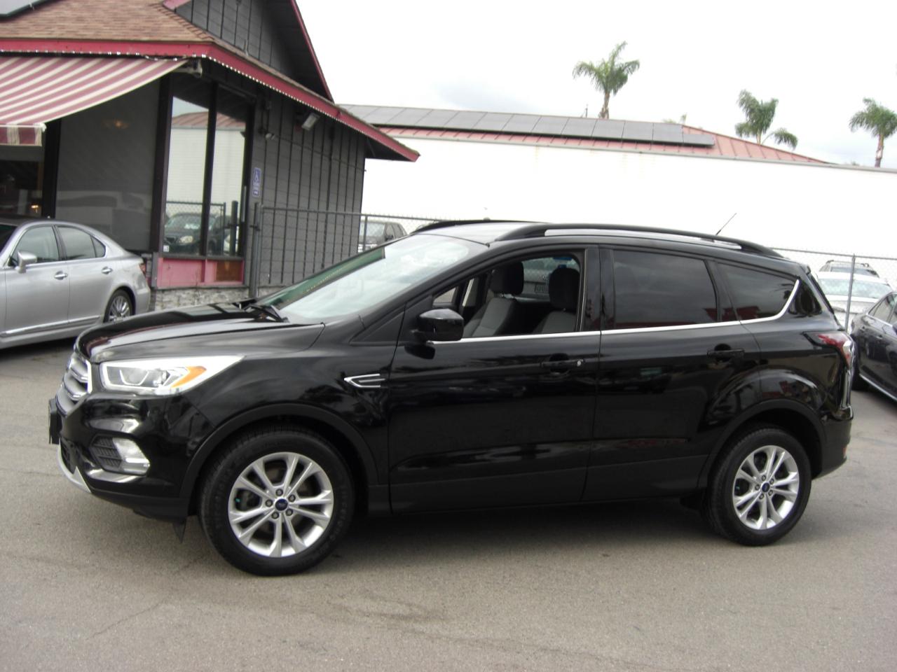Ford Escape SE FWD 2017