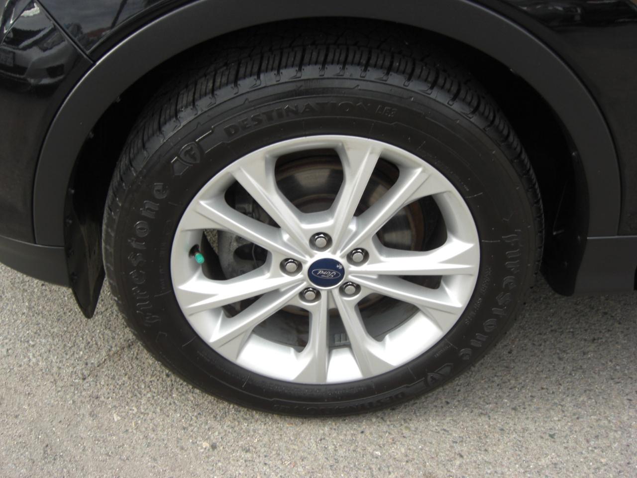 Ford Escape SE FWD 2017