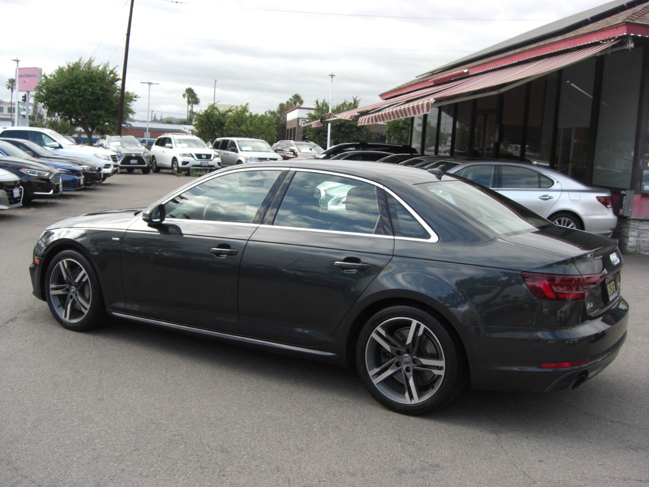 Audi A4 2.0 TFSI Tech Premium Plus S Tronic quattro AWD 2018