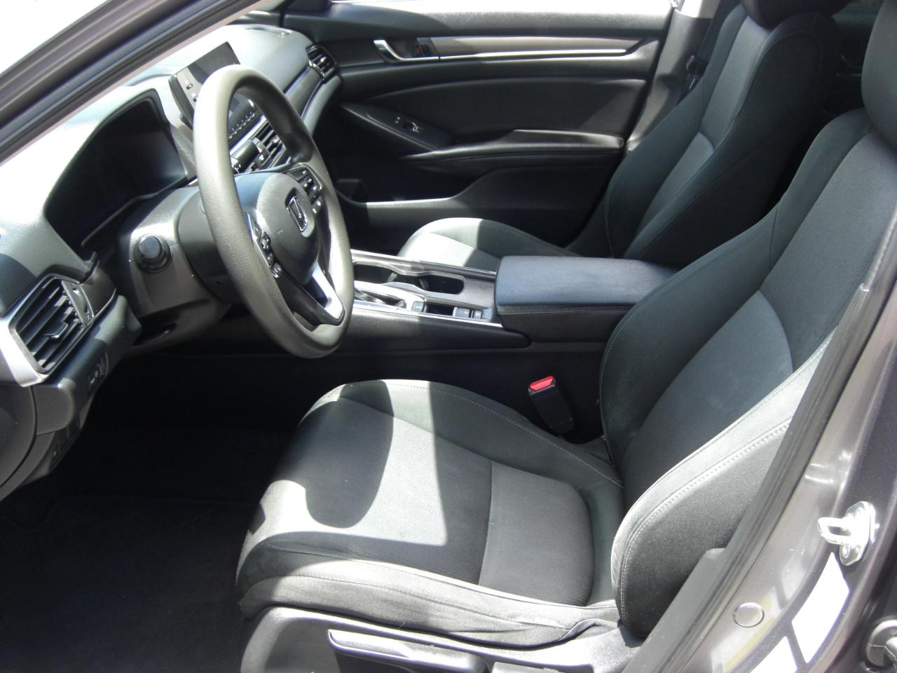 Honda Accord Sedan LX 1.5T CVT 2019