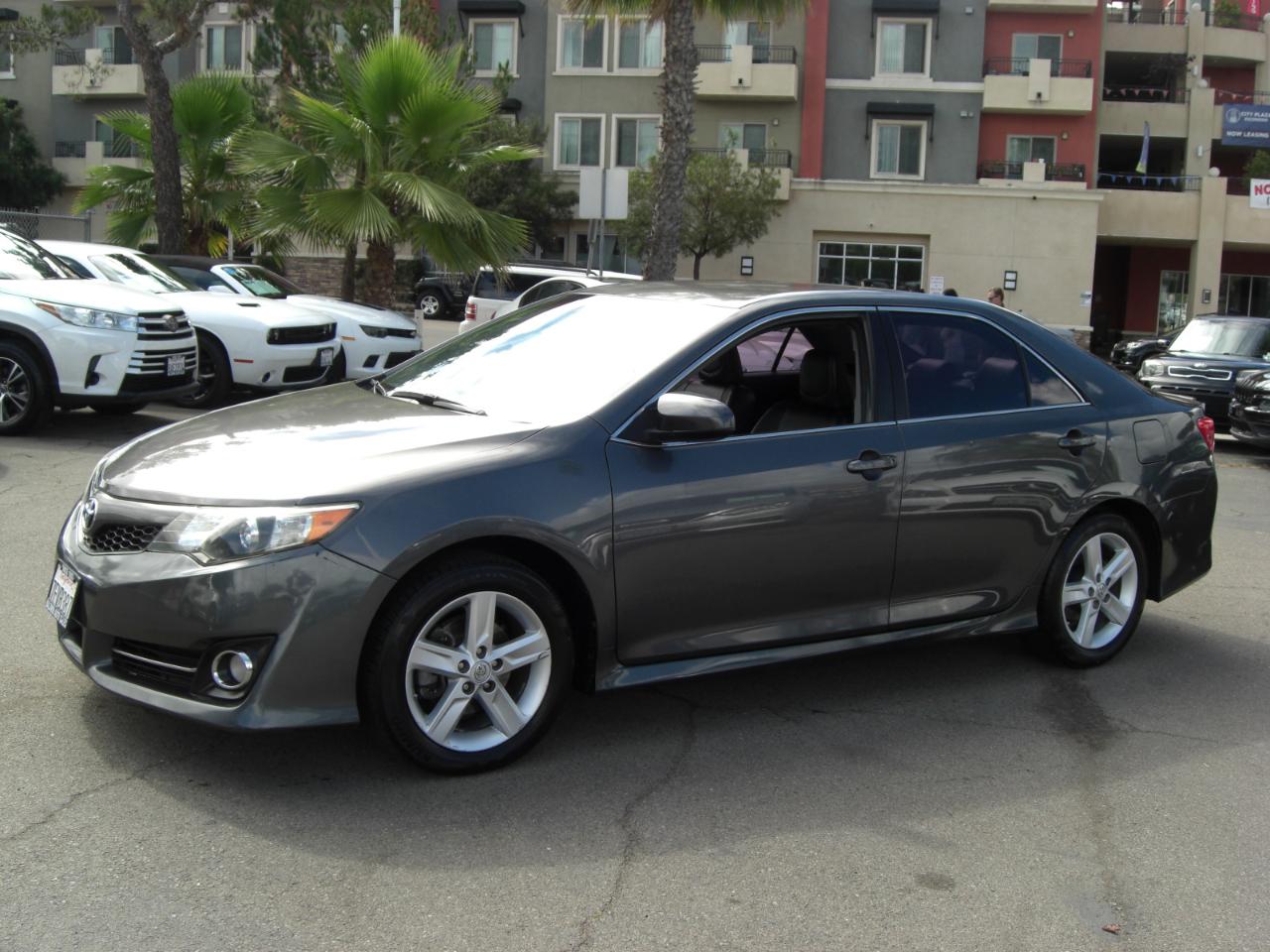Toyota Camry 2014.5 4dr Sdn I4 Auto SE Sport (Natl) 2014
