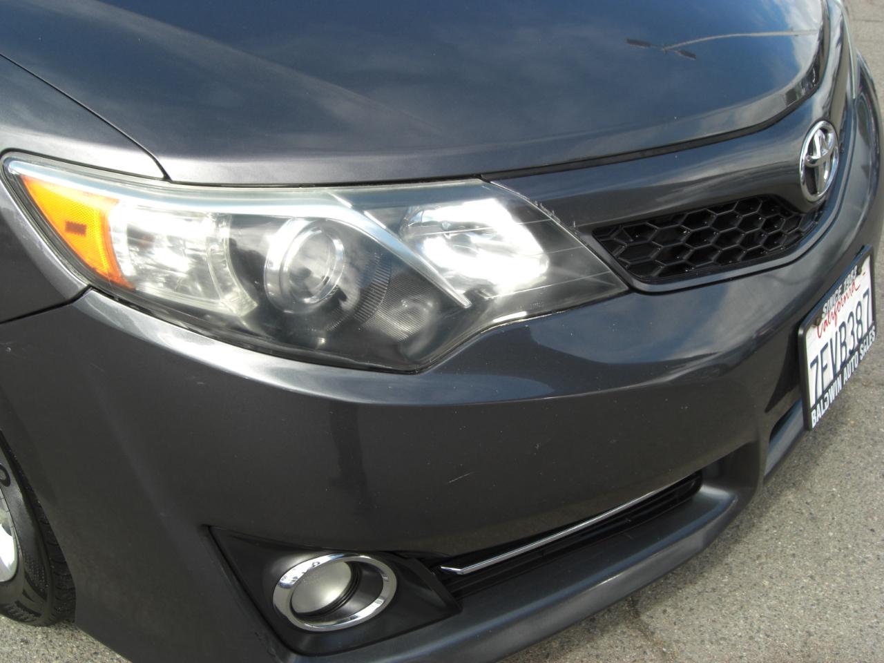 Toyota Camry 2014.5 4dr Sdn I4 Auto SE Sport (Natl) 2014