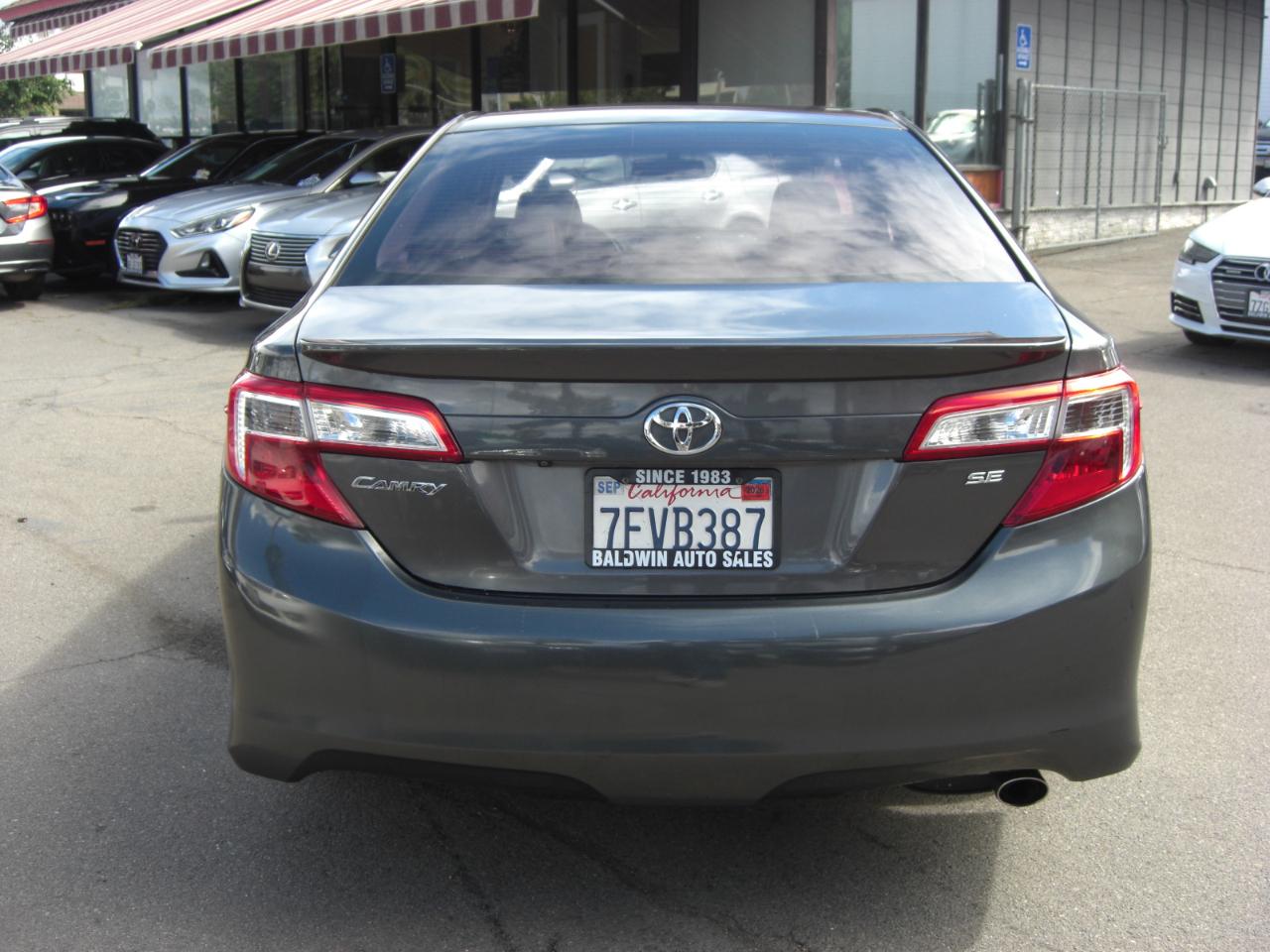 Toyota Camry 2014.5 4dr Sdn I4 Auto SE Sport (Natl) 2014