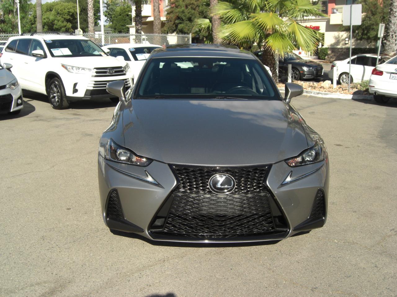 Lexus IS IS Turbo RWD 2017