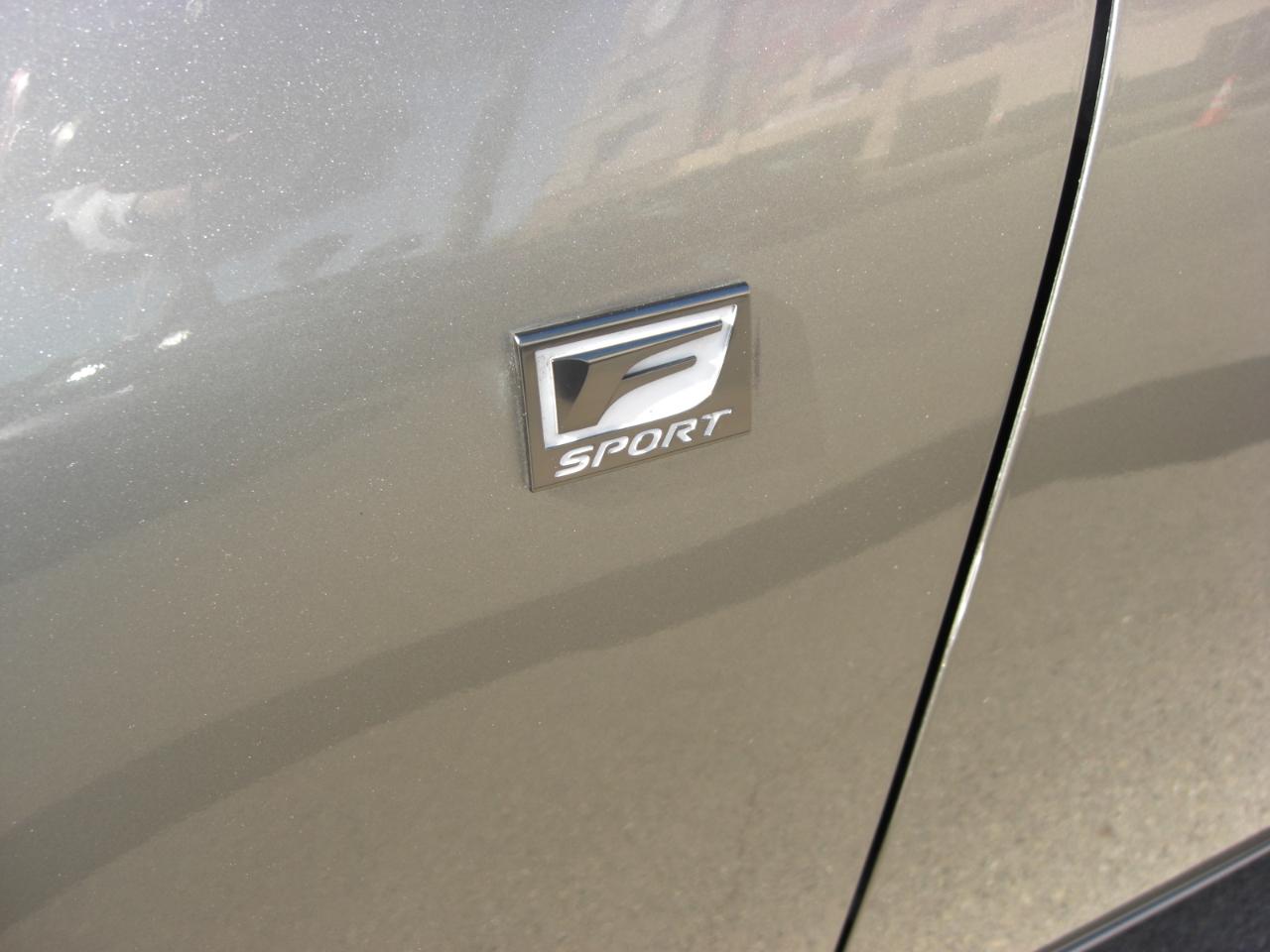 Lexus IS IS Turbo RWD 2017