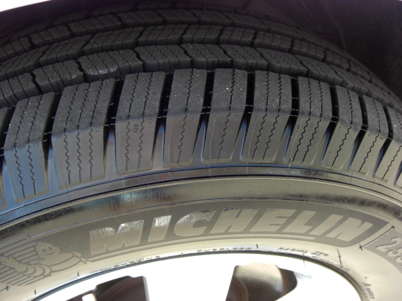 Ford Escape 4WD 4dr Limited 2011