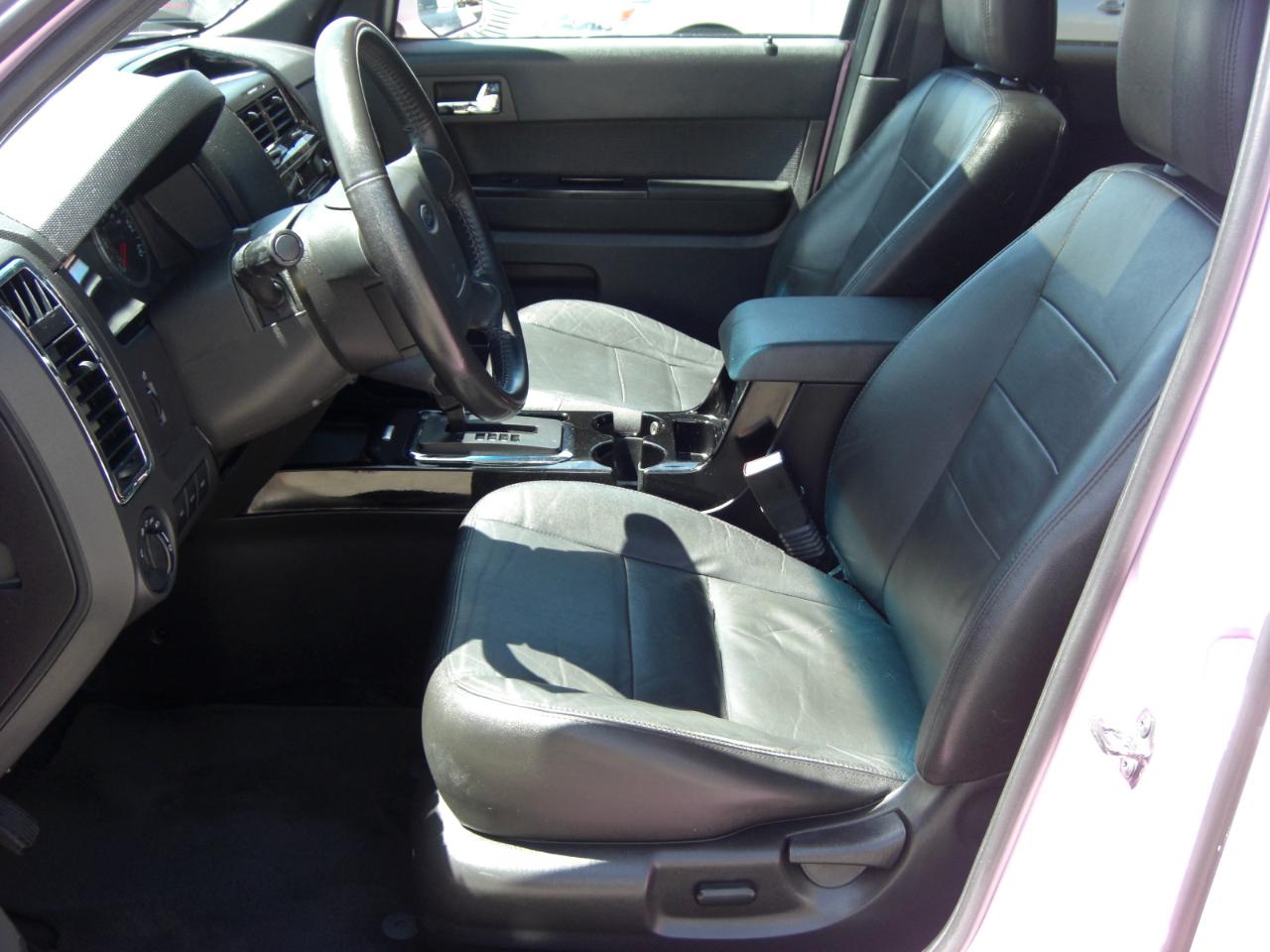 Ford Escape 4WD 4dr Limited 2011