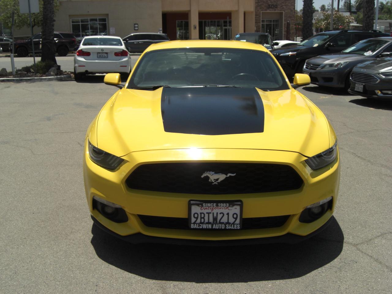 Ford Mustang EcoBoost Fastback 2017