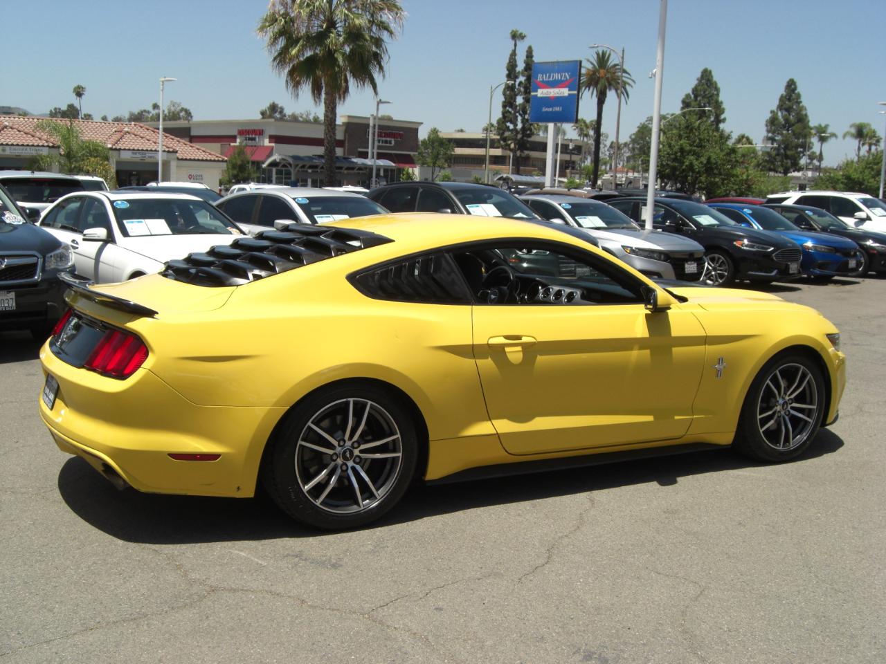 Ford Mustang EcoBoost Fastback 2017