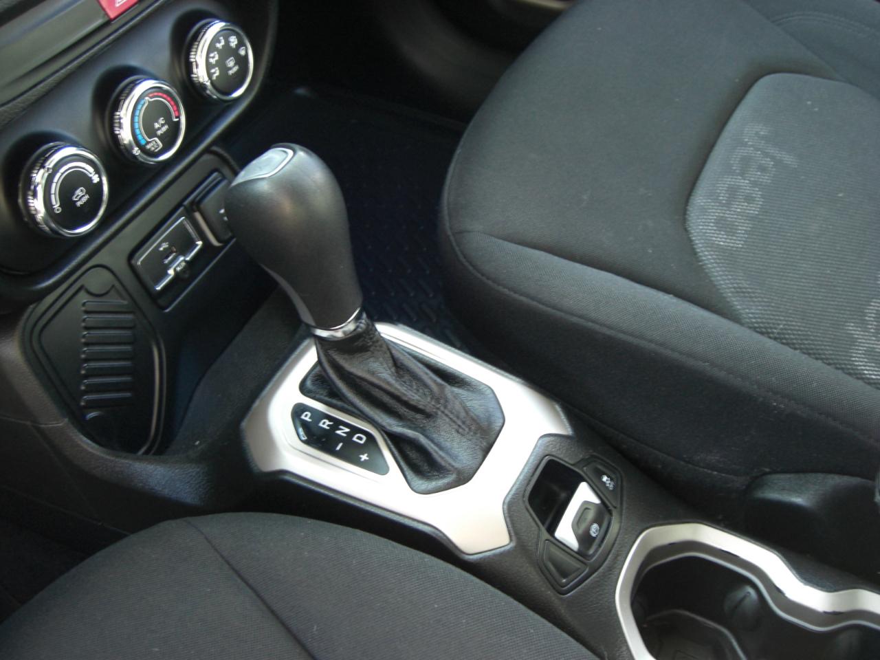 Jeep Renegade Latitude FWD 2017