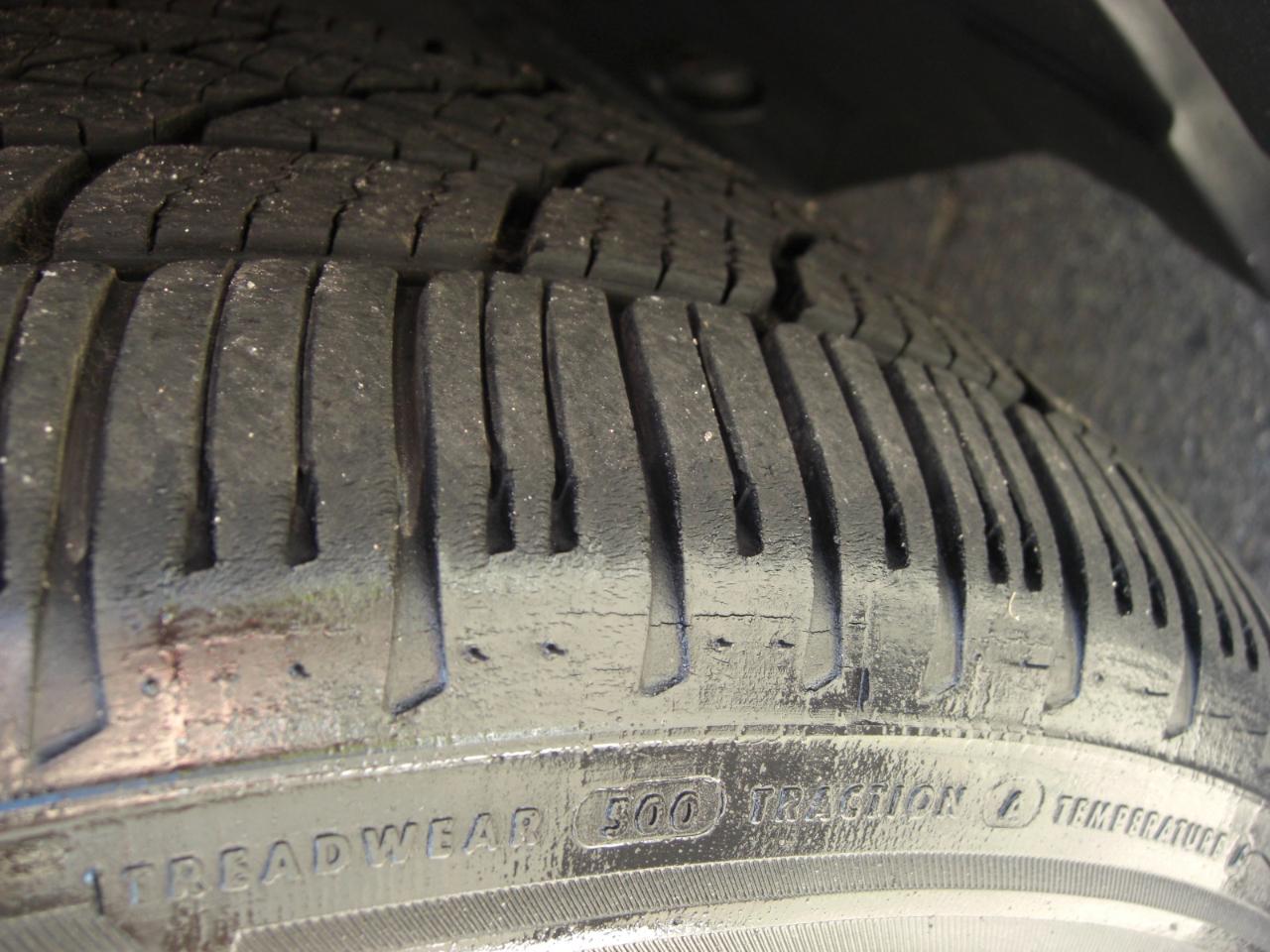 Toyota Venza 4dr Wgn V6 AWD (Natl) 2009