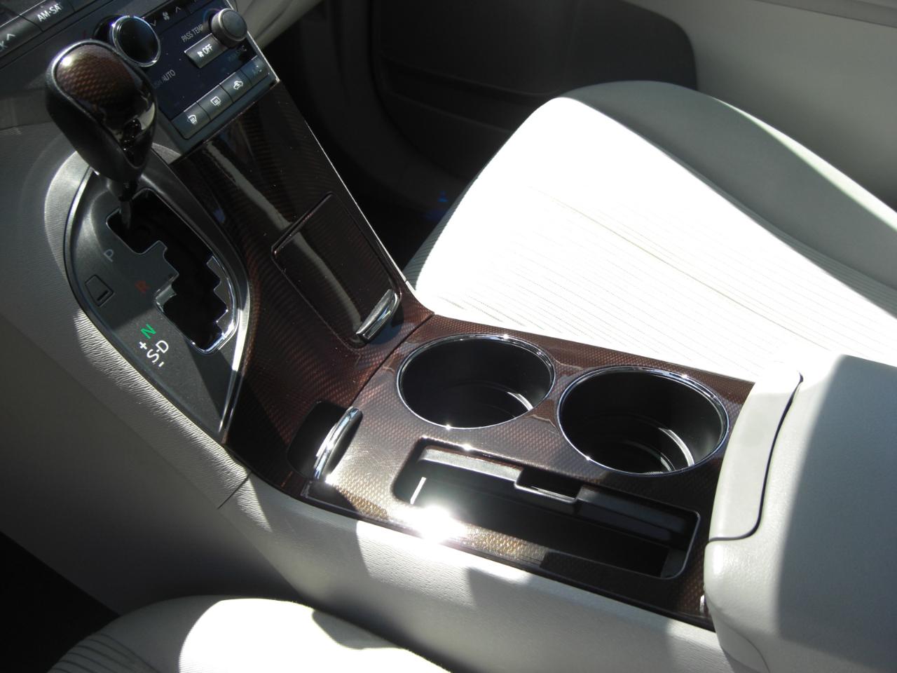 Toyota Venza 4dr Wgn V6 AWD (Natl) 2009