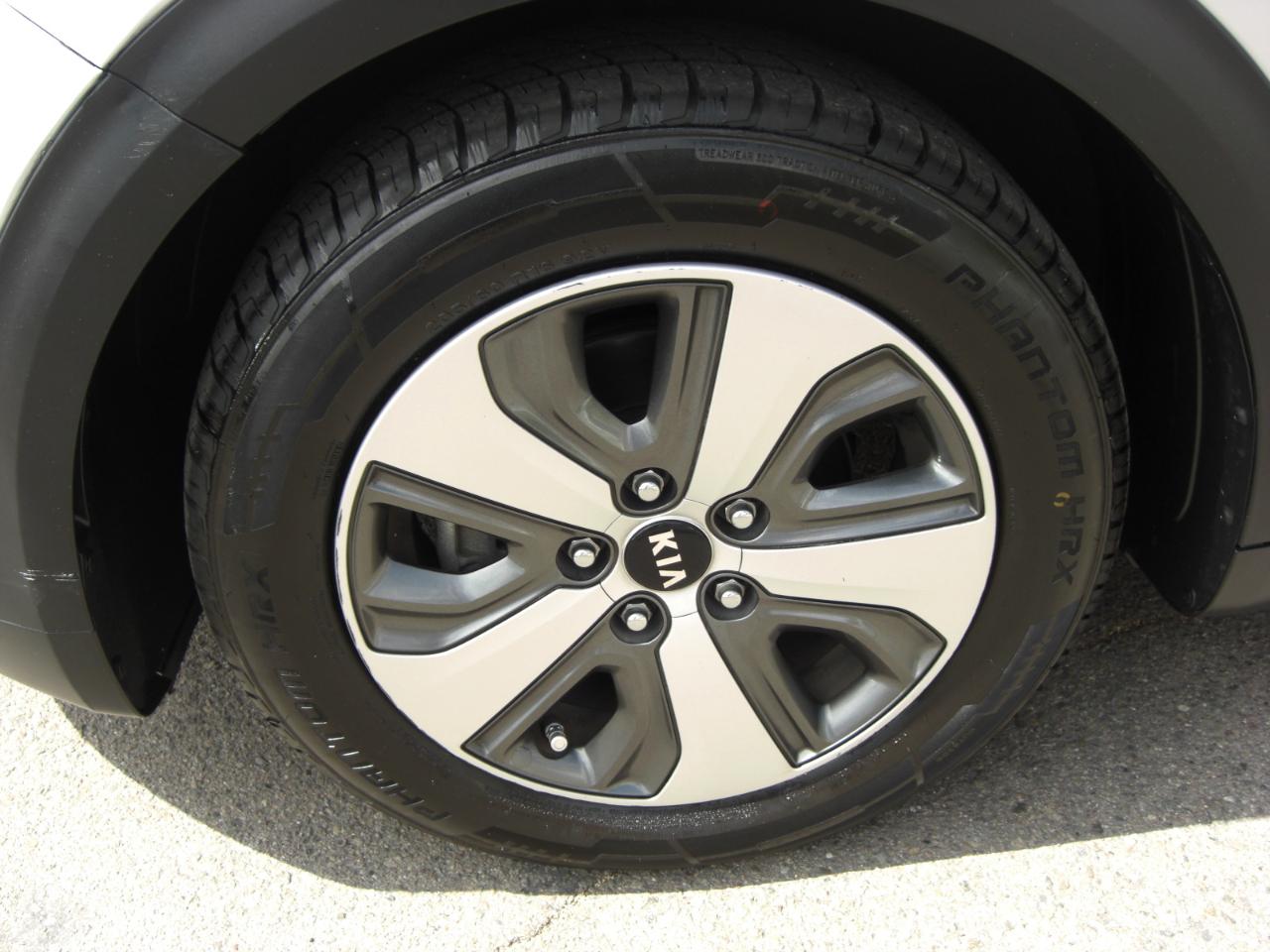 Kia Niro LX FWD 2019